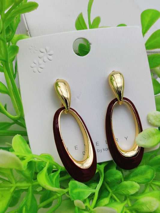 Imported Sophisticated Gold-plated Oval Drop Earrings – Modern Elegance Redefined