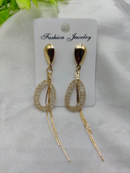 Golden Heart Hoop Earrings – Elegant Sparkle