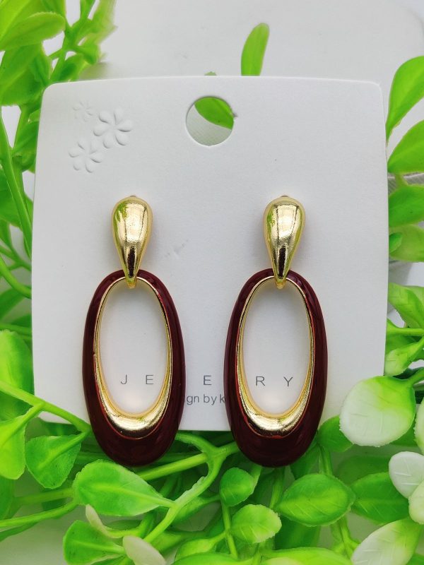 Imported Sophisticated Gold-plated Oval Drop Earrings – Modern Elegance Redefined