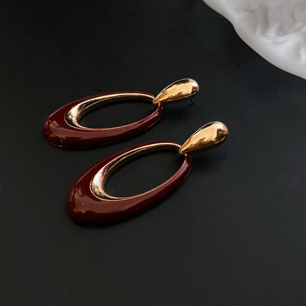 Imported Sophisticated Gold-plated Oval Drop Earrings – Modern Elegance Redefined