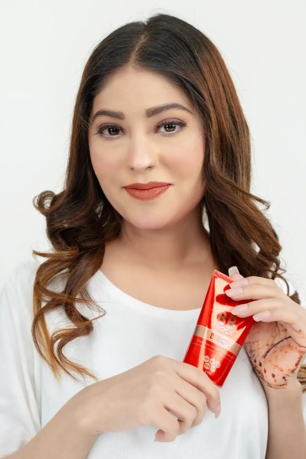 Sl Basics Bb Block 50g A Revolutionary Tinted Sunscreen Offering Hydration