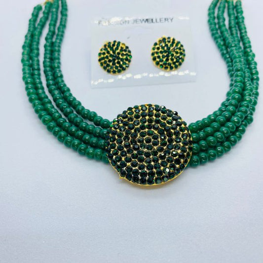 Stylish Pearls Necklace Set Stud With Earrings For Girls
